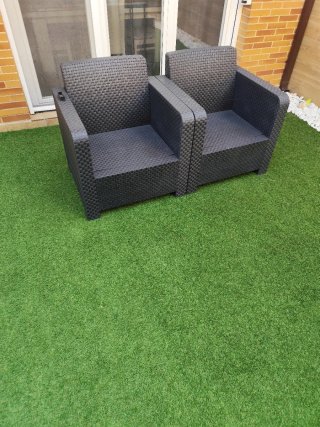 Conjunto Muebles Exterior: Sofá, Sillones y Mesa