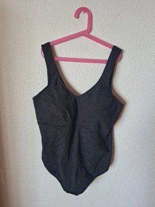 Bañador negro mujer
