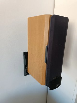 Soporte de pared para altavoces