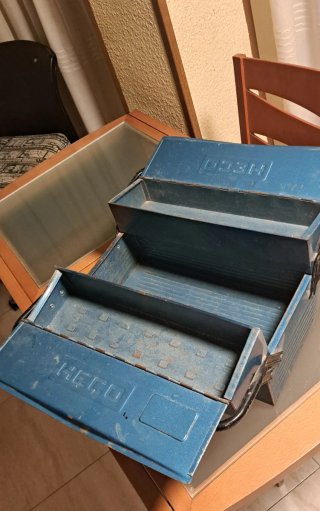 Caja de Herramientas HECO .