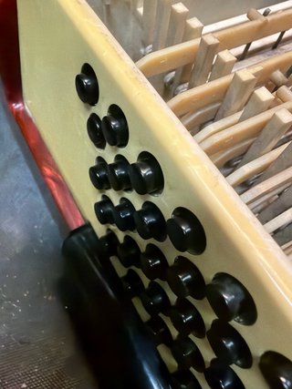 REPARACION DE INSTRUMENTOS MUSICALES!