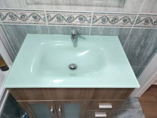 Muebles de baño madera y cristal ( grifo includo )