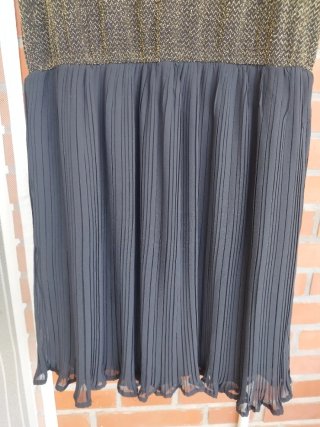 Vestido Vero Moda Negro/Dorado talla M, a estrenar