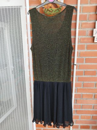 Vestido Vero Moda Negro/Dorado talla M, a estrenar