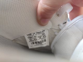 Zapatillas Nike Track Racer Blancas y Grises