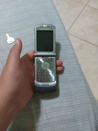 Motorola RAZR V3 2004 Grigio/Argento