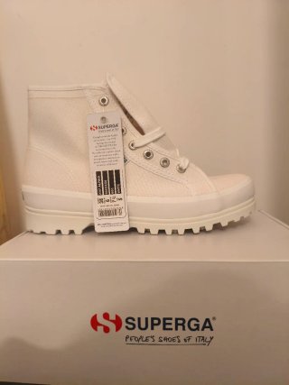 Botines Superga Negros y blanco