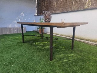 Mesa de jardín madera y metal