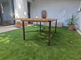 Mesa de jardín madera y metal