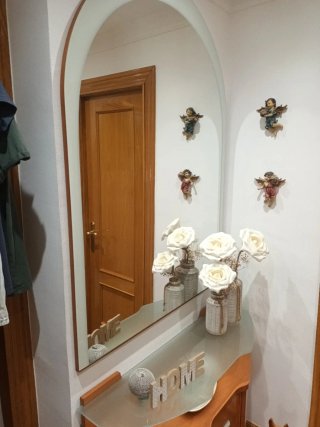 Mueble de entrada madera y cristal