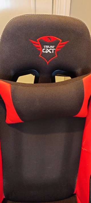 Silla Gaming Trust GXT Negra y Roja