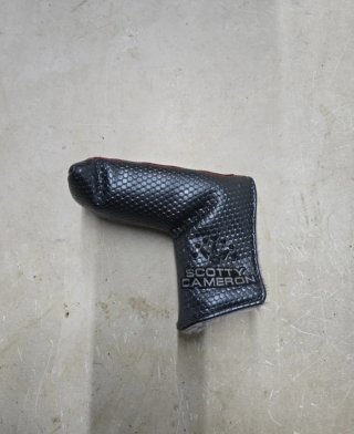 Capa Putter Titleist Cinzenta