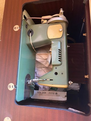 Máquina de coser Alfa Vintage 1960