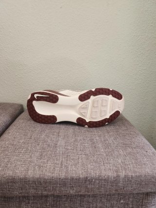 Zapatillas Nike Vomero 18 sin estrenar
