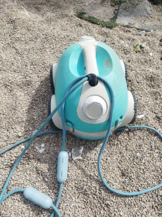 Robot Limpiafondos Piscina