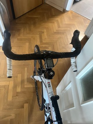 Bicicleta KTM Strada 2000 Talla L bomba y portabot