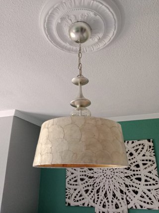 Lámpara de techo nacar beige y dorado