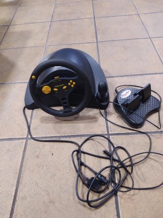 Volante NASCAR RacePro Thrustmaster PS1/N64