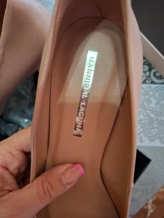 Zapatos salón Hannibal Laguna color nude