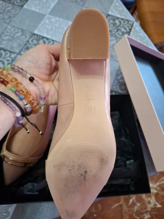 Zapatos salón Hannibal Laguna color nude