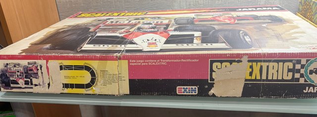 Caja Scalextric Exin Jarama coches Ferrari
