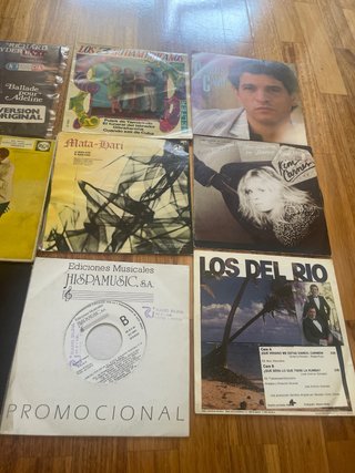 Lote 12 Vinilos Singles: Tango, Clásica y Pop