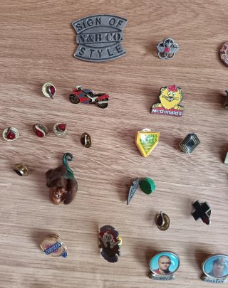 Pins antiguas coleccionables