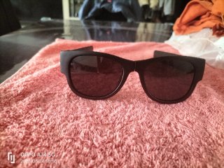 Gafas de sol negras desmontable ,3 euros
