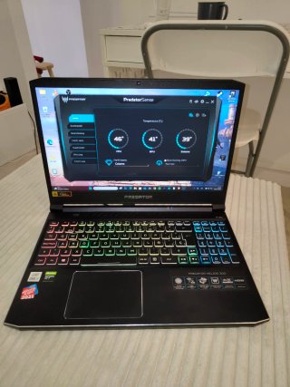 Acer Predator Helios 300 Gaming Laptop