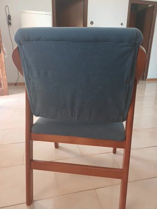 2 Poltrone in legno e tessuto
