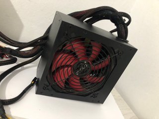 Fuente de Alimentación 650W