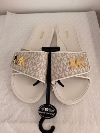 Chanclas Michael Kors MK