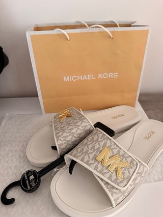 Chanclas Michael Kors MK