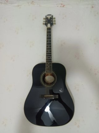 Guitarra Epiphone Acústica Tapa Maciza.