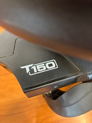 Volante Thrustmaster T150 PS4