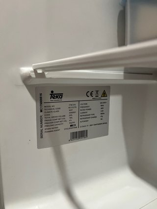 Frigorífico Teka FTM 319 245L
