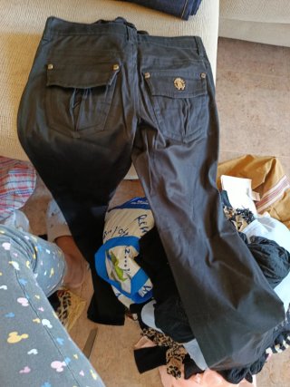 Pantalones vaqueros Zara negros rotos
