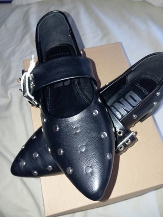 Mocasines DNG negros tachas