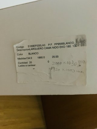 Cama infantil de madera