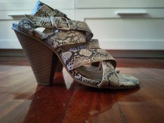 Sandalias  Piel Serpiente tacón
