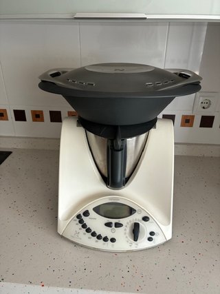 Thermomix TM31  + accesorios.