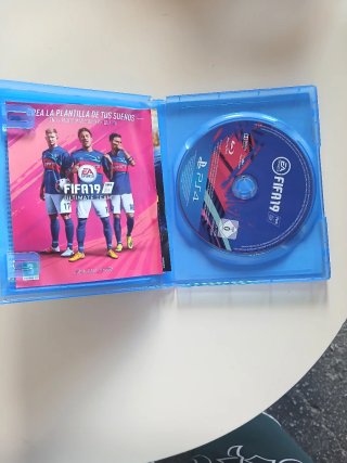Juegos PS4 Spider-Man, Injustice 2, FIFA 19