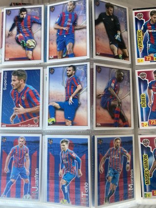 81 Cromos Levante UD distintas temporadas y colecc