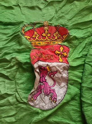 Diversas banderas antiguas