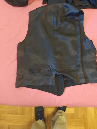 Traje Chaqueta y Chaleco Negro