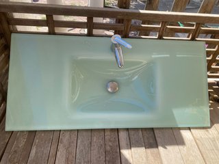 Lavabo de cristal templado verde agua