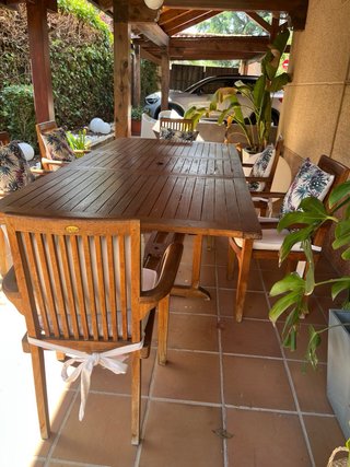 Conjunto de mesa y sillas de jardin de teca