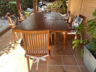 Conjunto de mesa y sillas de jardin de teca