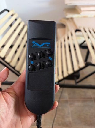 Somier articulado motorizado con mando.tengo dos