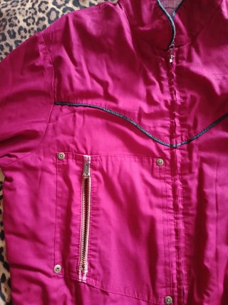 Mono vintage rojo